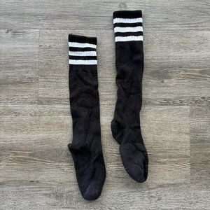 Black and White Stripe Knee-High Socks - Hot Topic - Love Sick